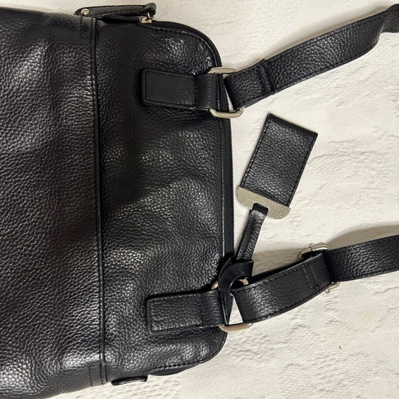 Daniel Leather Pebbled Black Crossbody Purse Multi Pocket Adjustable Strap - Picture 11 of 16